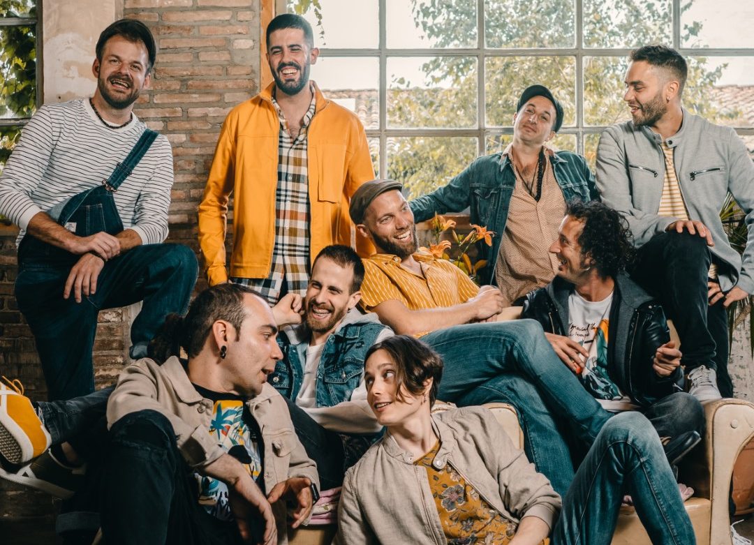 Portada de Latin-Roll - Entrevistas